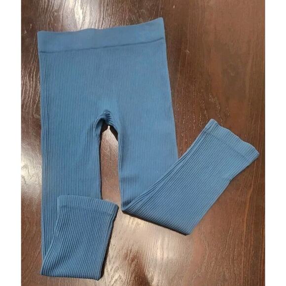 Intimately Free People Womens Capri Leggings Size XS/S Teal Seamless New - Picture 1 of 5